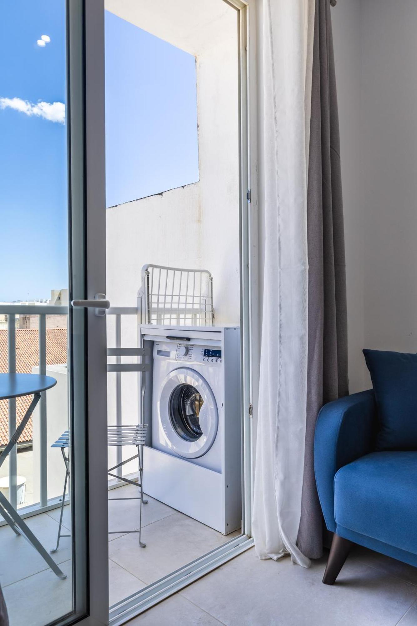 Ta Merilda Apartment 8 - 5Min Walk From St Julians San Gwann Bagian luar foto
